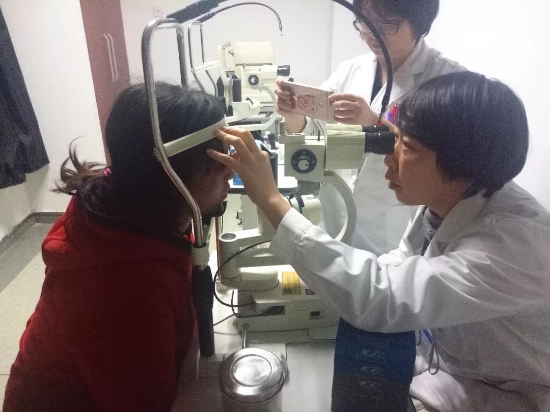 37歲女工眼球穿通傷，專家：越早就醫(yī)越好