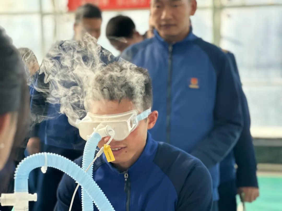 情暖消防隊，關(guān)愛藍朋友眼健康